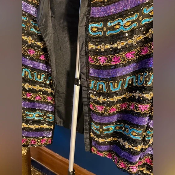 Stunning vintage hand-beaded & sequined blazer - Picture 10 of 14